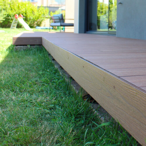 Poser une terrasse bois sur plots