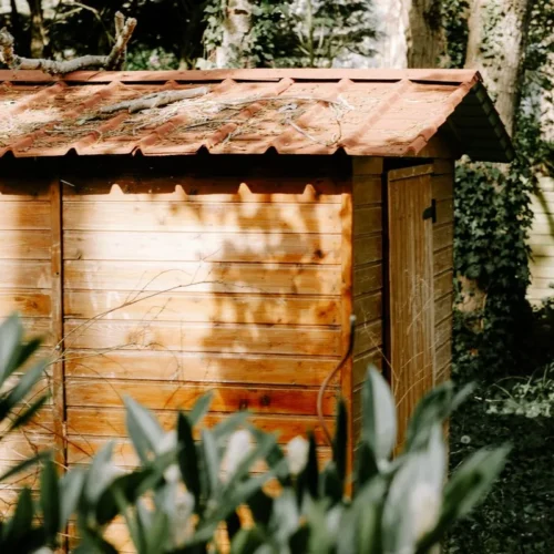 Abri de jardin de 5 m² : démarches et règles