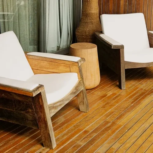 Nettoyer une terrasse en bois sans l’abîmer